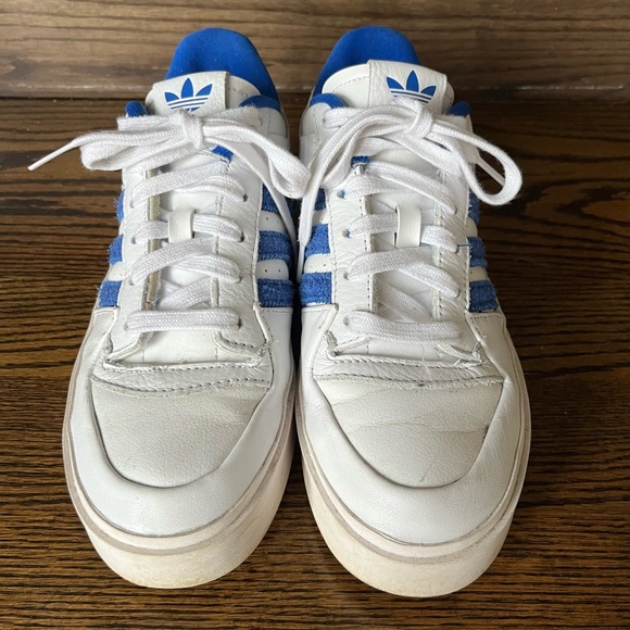 White and blue Adidas Forum Bonega - Picture 2 of 5